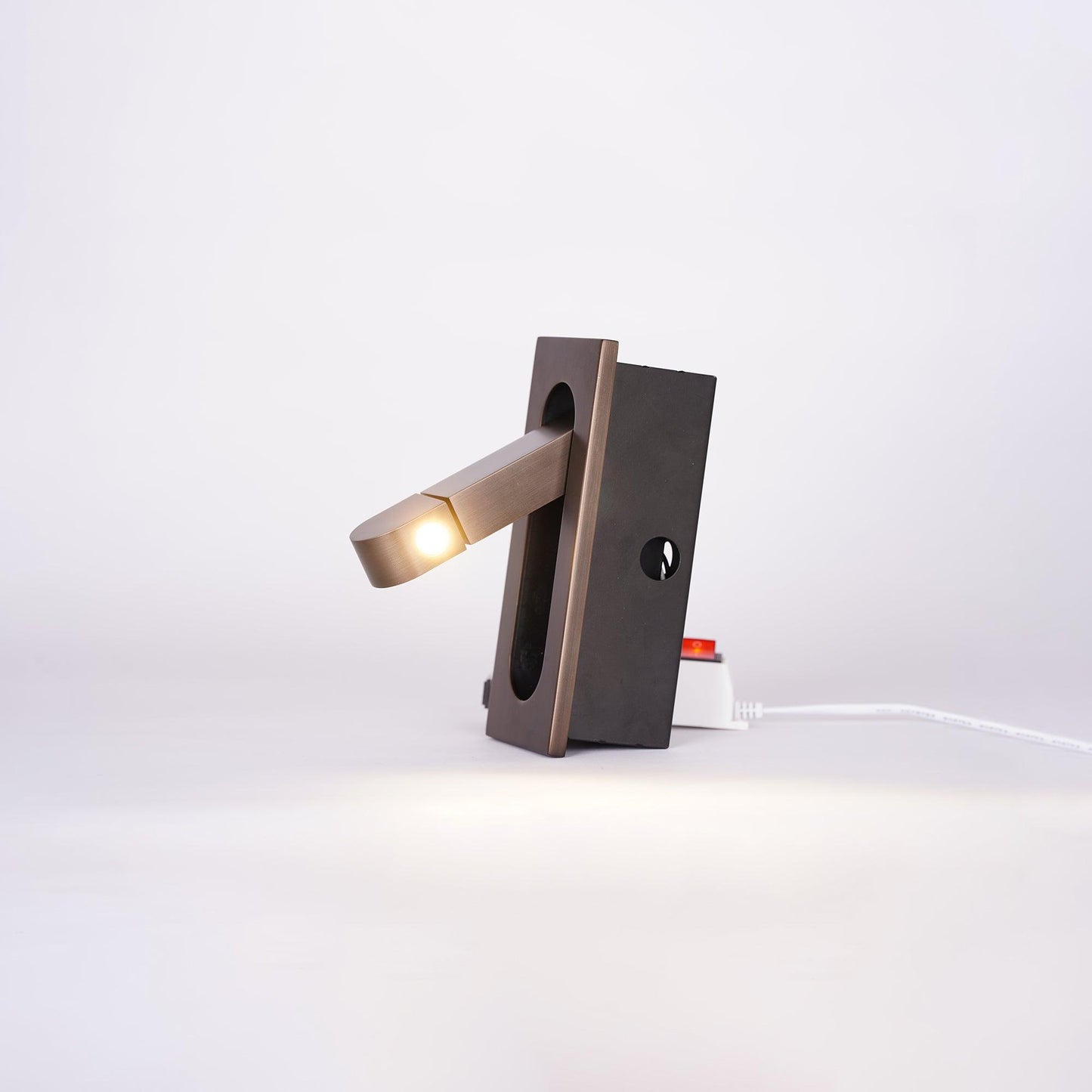 Lampe de Lecture LED Aluminium | Tête Réglable, Bouton-Poussoir | Série Nova