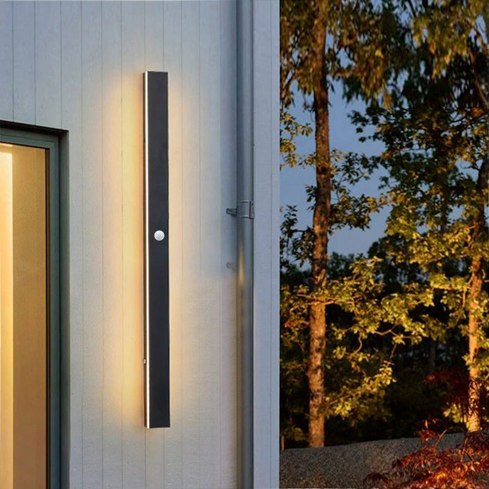 Applique Murale Extérieure LED Métal | IP65 Étanche Régable | NuitSérénité
